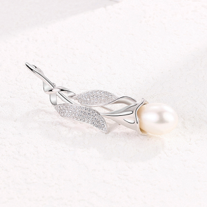Pearl Brooch