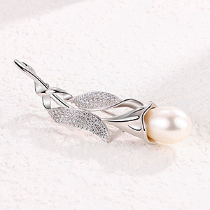 Pearl Brooches